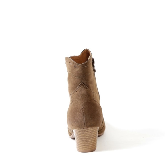 Taupe Oiled Rubbed Pointy Toe Stitched Cowboy Boot - Picture 4 of 6